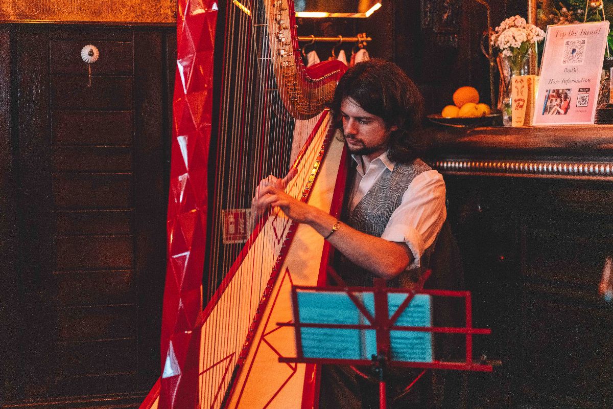 Experience Mesmerizing Live Jazz